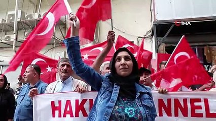 Hakkari'de Annelerin Evlat Nöbeti Devam Ediyor