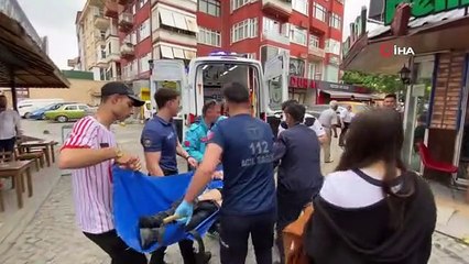 Sokak ortasında bıçaklı kavga: 2 yaralı