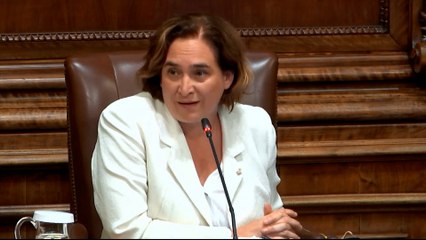 Ada Colau se despide del Ayuntamiento de Barcelona reivindicando "la empatía, el respeto y el afecto"