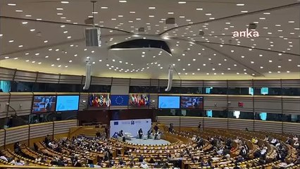 AB, Suriyelilere yönelik yardımlarını sürdüreceğini açıkladı