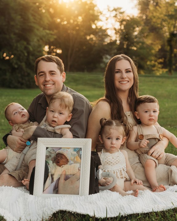 Coping with QUINTUPLETS at 23!