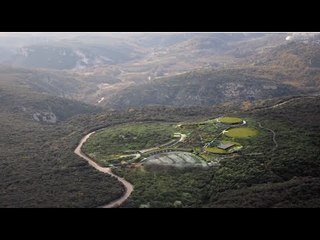 La Caverne du Pont d'Arc expliquée