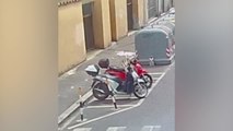 Bimba scomparsa a Firenze, ripresa da una telecamera di sicurezza prima di sparire