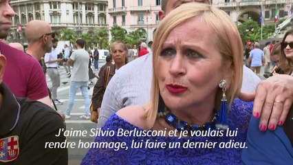 À Milan, des milliers de personnes se réunissent pour rendre un ultime hommage à Berlusconi
