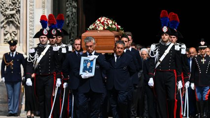 Último adiós a Silvio Berlusconi: miles de personas rindieron homenaje en su funeral en Milán