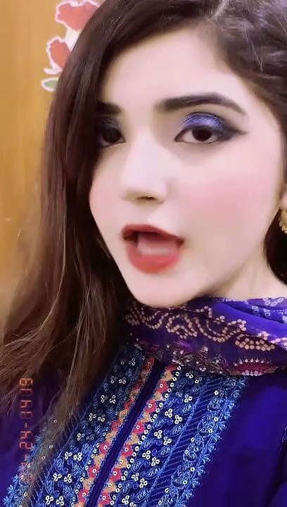 Entertainment video's|Dailymotion video's|funny lady dancing