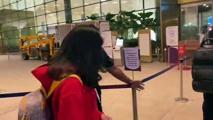 Aishwarya Rai Bachchan flaunts her new look