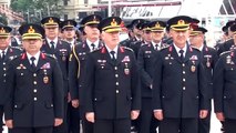 Jandarmanın 184'üncü kuruluş yılında Taksim Cumhuriyet Anıtı'na çelenk bırakıldı