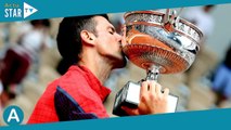 PHOTOS Novak Djokovic triomphal à Roland-Garros : le champion s'offre un langoureux baiser avec sa f