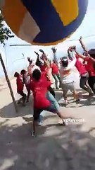 Giant Volleyball   Volleyball  ..️