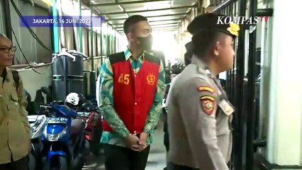 Mario Dandy Tampil Pakai Batik di Sidang Lanjutan Penganiayaan David