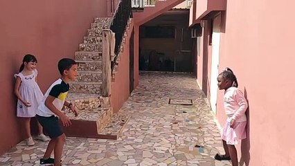 Un, deux, trois au soleil