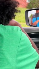 Amazon Driver Makes Sure Lost Child Gets Home Safe