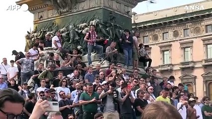 Da tutta Italia per l'ultimo saluto a Berlusconi, "era un dovere"