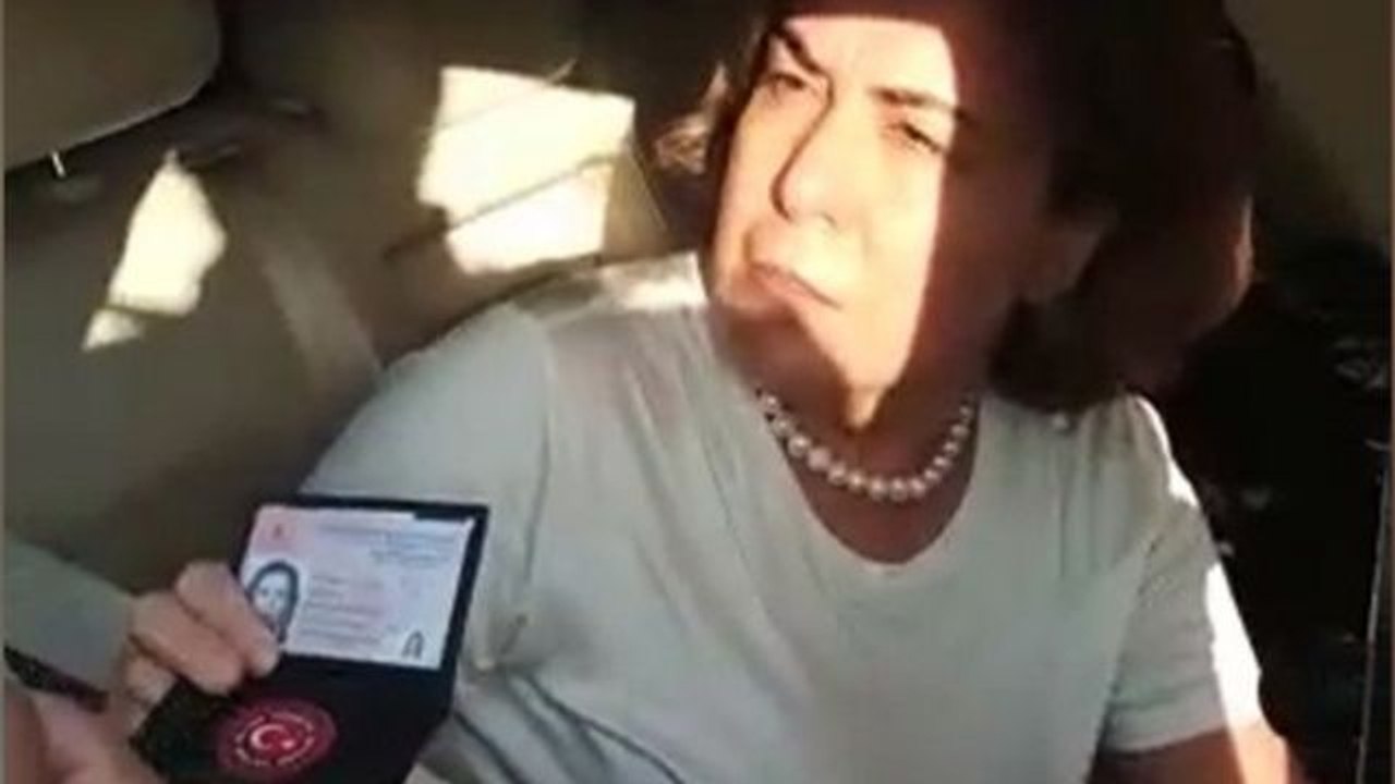 AKP'li Zeynep Gül Yılmaz'ın hakaretlerine maruz kalan 2 polis meslekten ihraç edildi