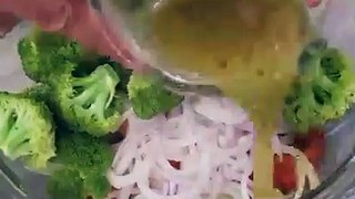 Delicious and Healthy Broccoli Salad Recipe: A Daily Favorite!