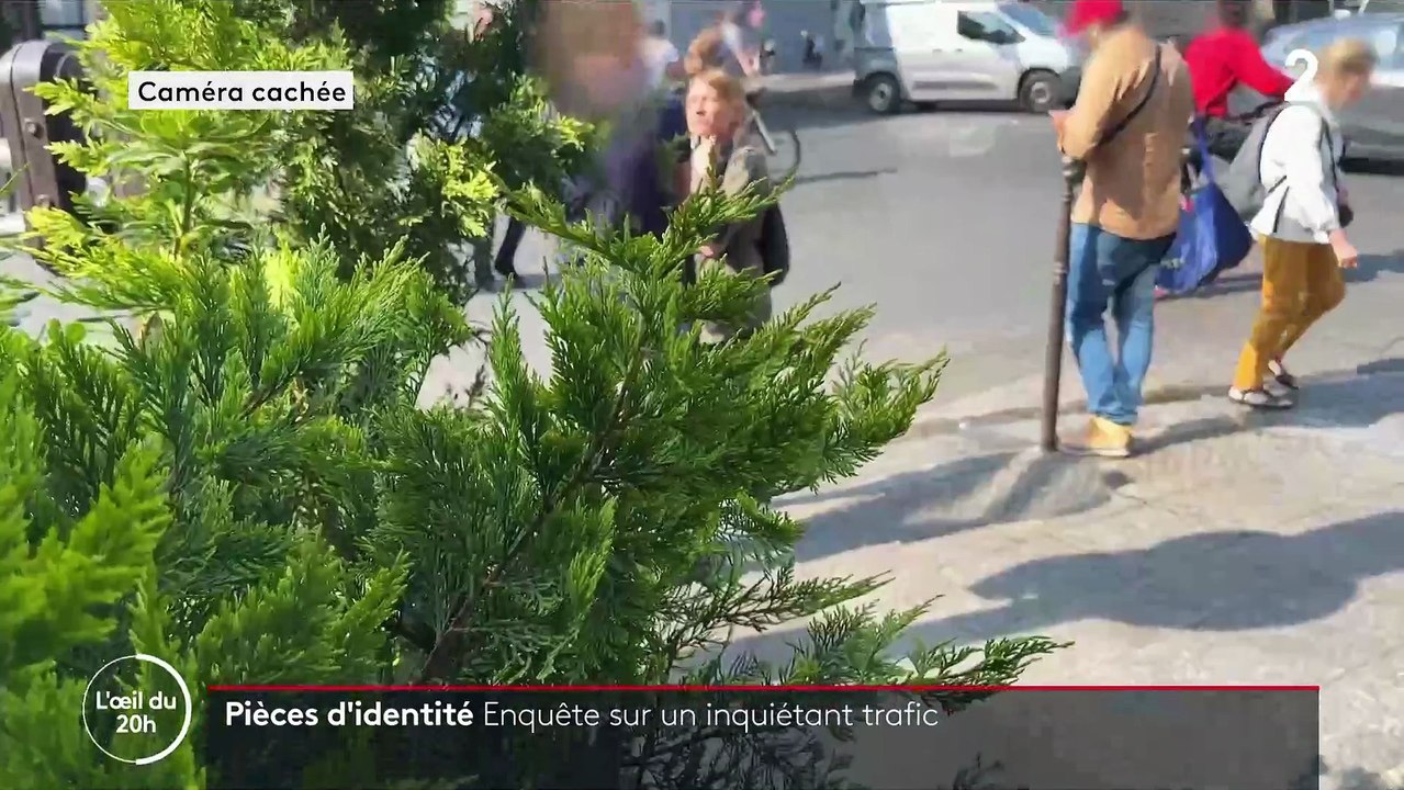 Regardez cette journaliste de France 2 à qui on propose une fausse carte d'identité dans le quartier Barbés à Paris contre 1.200 euros: "C'est une carte officielle et enregistrée" - VIDEO