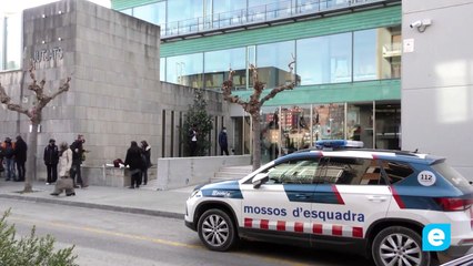 Detenen parella amb dipòsit d'armes i marihuana a Vilafant