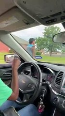 Amazon Driver Makes Sure Lost Child Gets Home Safe