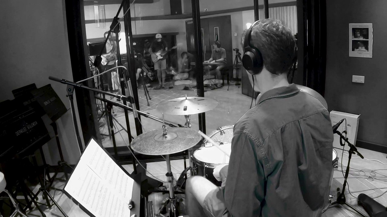 Fly Away - Daniel de Boer (Live in the AKSS studio @BerkleeValencia)
