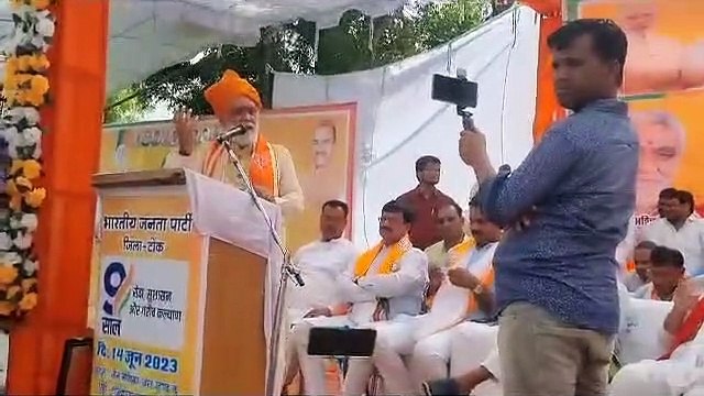 केंद्रीय मंत्री ने अशोक गहलोत व सचिन पायलट पर साधा निशाना