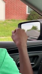 Amazon Driver Makes Sure Lost Child Gets Home Safe