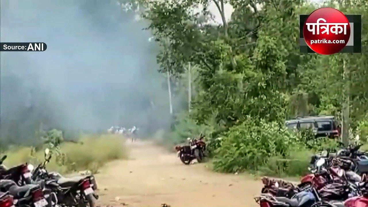 Video : पश्चिम बंगाल पंचायत चुनाव नामांकन में झड़प, कहीं पथराव तो कहीं चलीं गोलियां