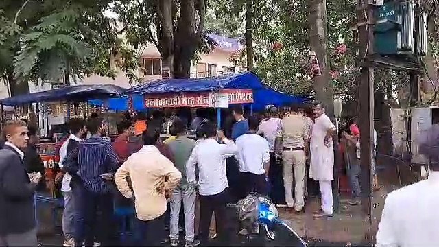 युवती को बेचने से पहले कर रहा था कोर्ट मैरिज, जमकर हुई धुनाई, पुलिस ने युवक-युवती को किया गिरफ्तार