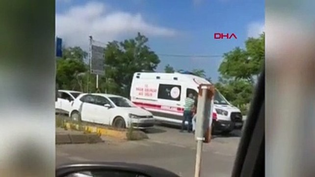 Tuzla'da bir sürücü yol vermediği ambulansa 'Hasta mı var' diye sordu