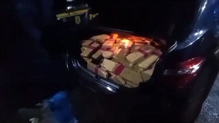 Policiais Rodoviários Federais apreendem 447 kg de maconha em Santa Terezinha de Itaipu