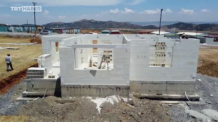 Deprem bölgesinde yeni yapı sistemi kullanılıyor