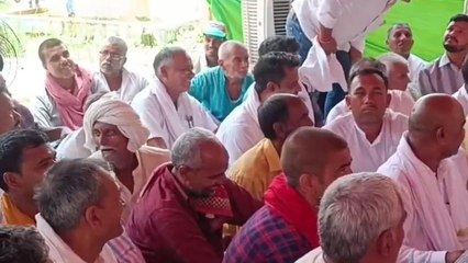 शेखपुरा: महागठबंधन के नेताओं का धरना- प्रदर्शन, केंद्र सरकार पर जमकर बरसे