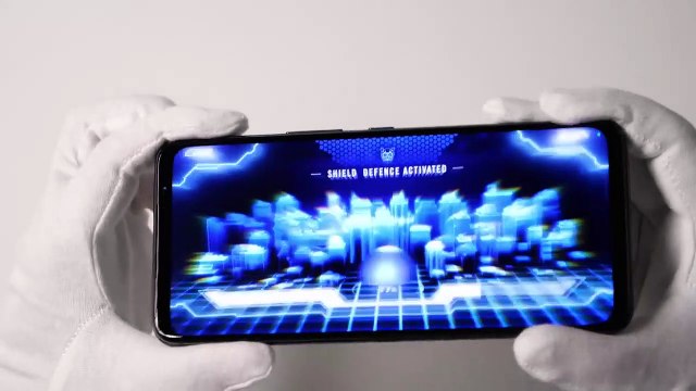 ROG Phone 6D Ultimate Unboxing - A Gaming Experience