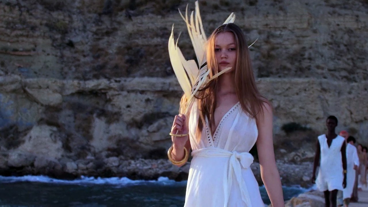 RUNWAY SPRING SUMMER 2023 COLLECTION (EP 4)