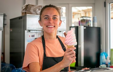 Recommended place to east: Ice Cream Emporium, Southsea