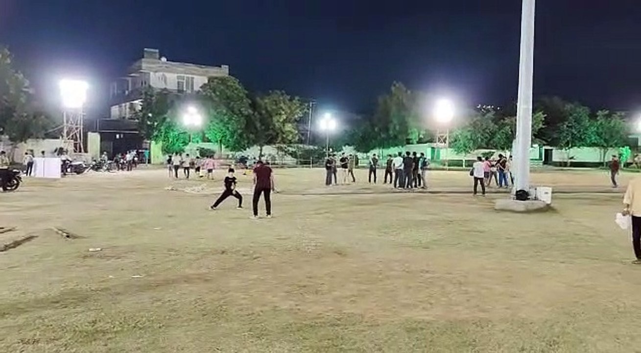 क्रिकेट मुकाबले: केसीएल-2 का होगा आगाज, 14 टीमों के बीच होंगे डे-नाइट मुकाबले