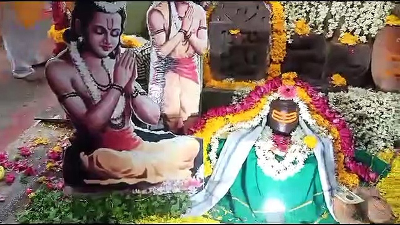 कहीं जटाधारी तो कहीं नटेश्वर स्वरूप में हुआ भगवान भोलेनाथ का श्रृंगार