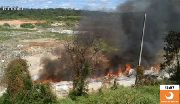 Problema do lixão de Cajazeiras persiste e incêndio gera nuvem de fumaça nos céus da cidade