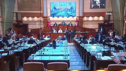 Critique d'incendie d'Imamoglu lors de la réunion de l'Assemblée de l'IMM