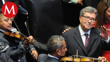 Con taquiza despiden a Ricardo Monreal en el Senado