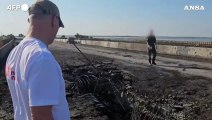 Ucraina, colpito piu' di un ponte tra la Crimea e la regione di Kherson