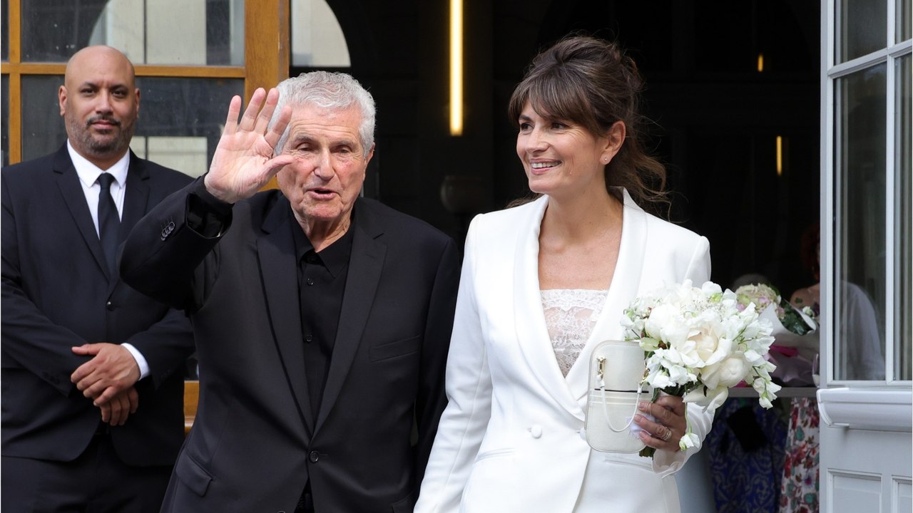 Voici - Claude Lelouch : pourquoi ses invités ne lui ont pas offert de cadeau pour son mariage avec Valérie Perrin