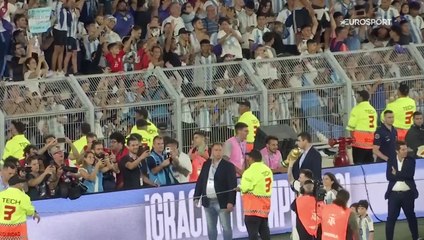 Messi en tête, les Argentins présentent leur(s) Coupe(s) du monde