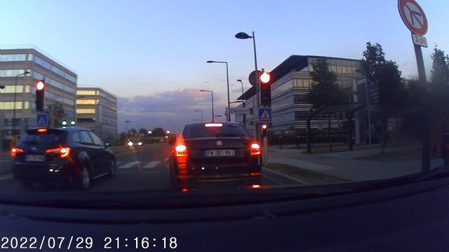 PARIS AEOROPORT CDG BASE ARIERRE TAXI Regardez jusque la fin n'importe quoi !!