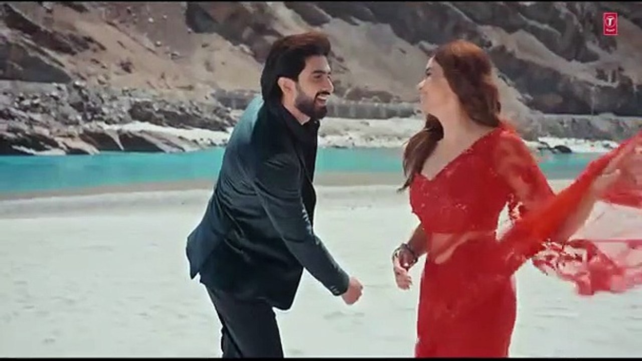 Mohabbat__Video__Amaal_Mallik%2C_Aamna_Sharif___Vayu___Krish_Trivedi___Bhushan_Kumar(360p)