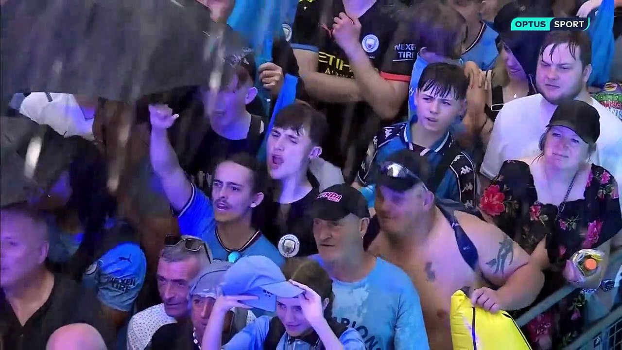 Pendant les célébrations, la boisson coulait comme de l'eau ! La facture d'alcool de Manchester City n'a laissé que la bouche ouverte