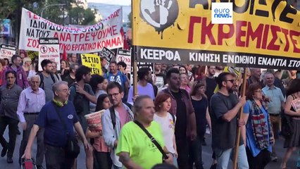 Tragédia ao largo da Grécia: Barco terá recusado ajuda antes do naufrágio