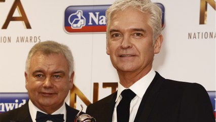 Descargar video: Eamonn Holmes facing backlash from viewers over Phillip Schofield scandal