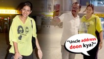 Paparazzi Makes Funny Comments As Anjali Arora Gives Selfies To Fans