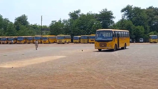 निभाई गई स्कूल बसों के फिटनेस जांच की औपचारिकता